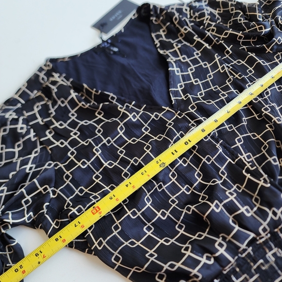 NWT Haver London Top Womens Black Beige Gold Flowy Puff Sleeve Smocked Waist S - Picture 13 of 15